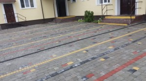 IMG-08acf10b0ada36d63ef9ab9571200d68-V